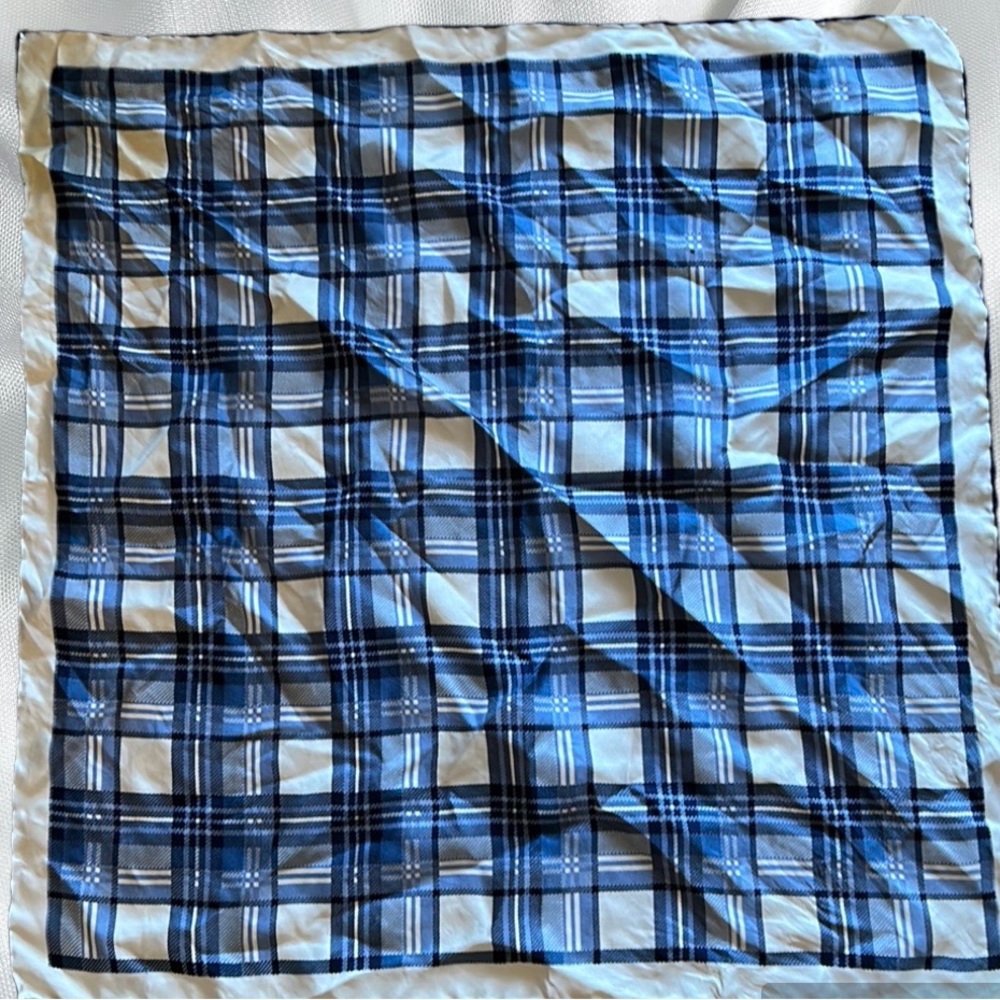 20.5 X 20.5 silk scarf